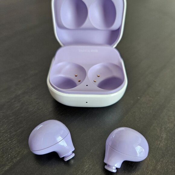 Samsung Galaxy Buds 2 *EUC* - Picture 10 of 14